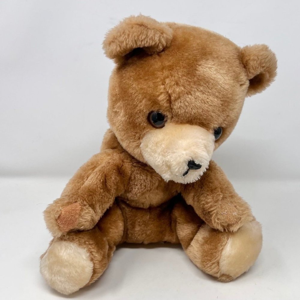R. Dakin & Co. Vintage 1977 Brown Teddy Bear Clasped Paws Sitting 10" Tall - Picture 1 of 7